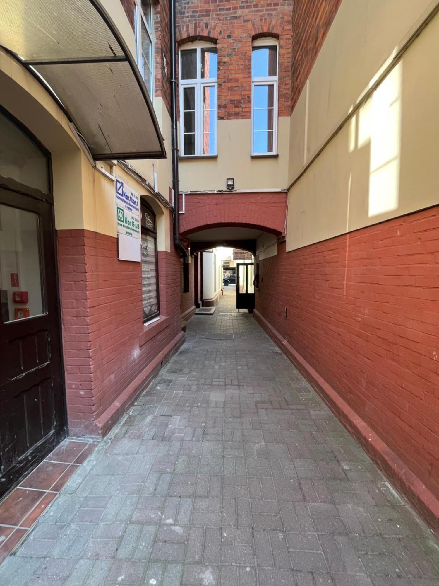 Apartamenty Pioro I Atrament Thorn Exterior foto