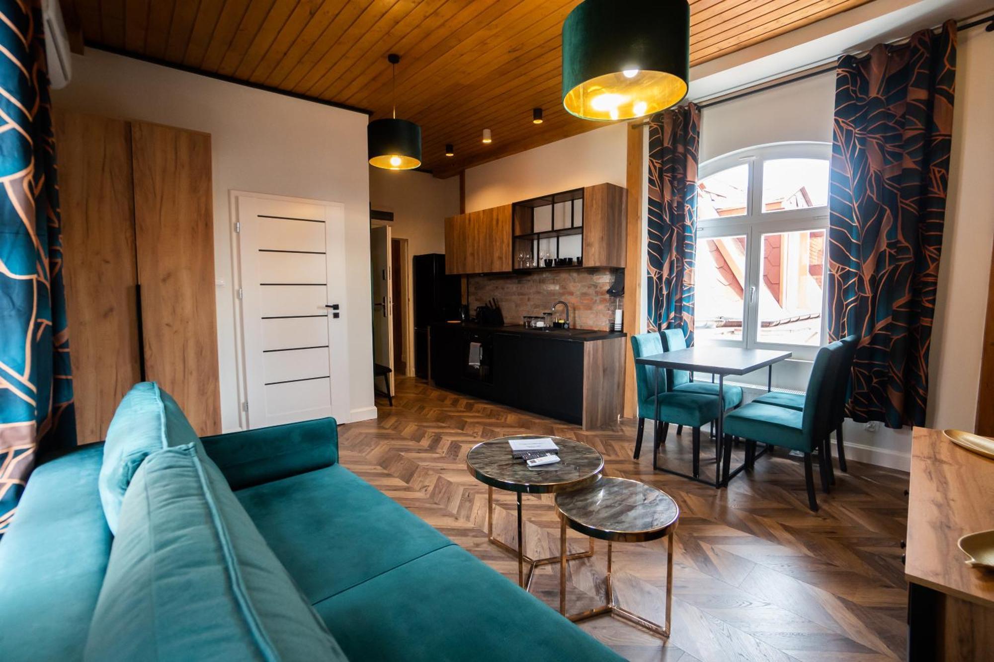Apartamenty Pioro I Atrament Thorn Exterior foto